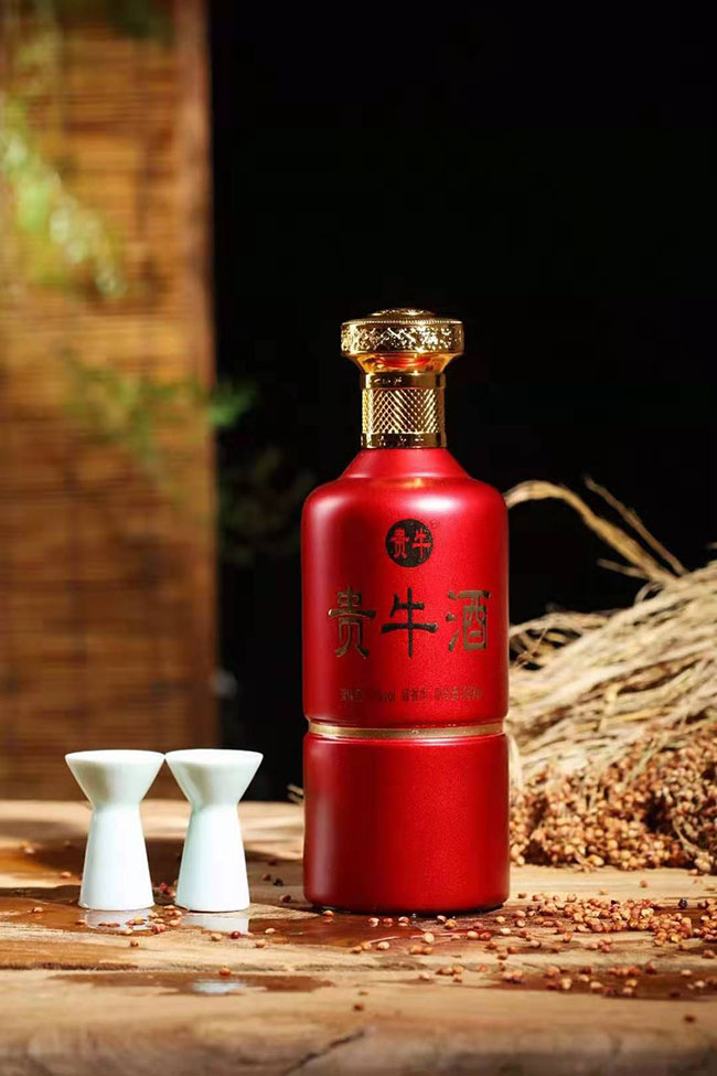 贵牛白酒拍摄 光影交织的品牌美学与摄影匠心
