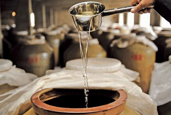 纯粮食酒就一定是好酒吗,为何不建议你买散装白酒?看完终于明白